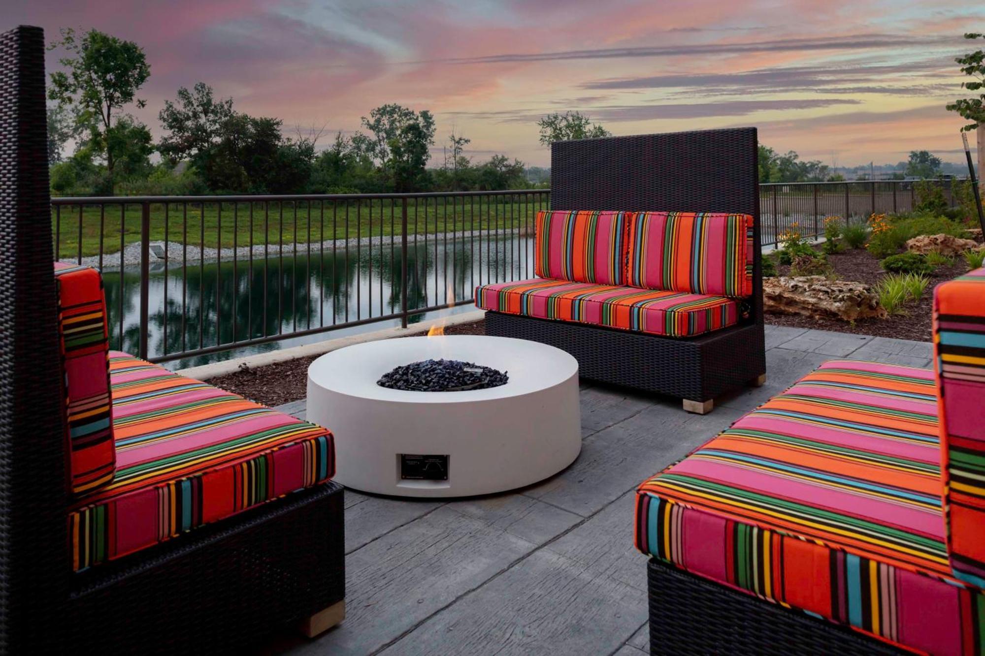 Hilton Garden Inn By Hilton Fort Wayne North Sunnybrook Acres Exterior foto
